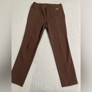 Women’s brown Rafaella pants size 6. Great condition. Always hung to dry.